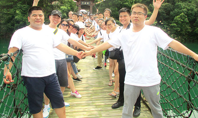 牡丹江物聯(lián)網(wǎng)卡平臺之搜浪團(tuán)隊柘林湖出游